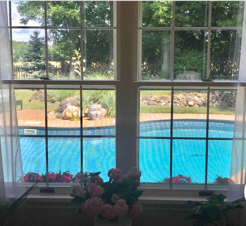 Pittsford Garden Retreatアパートメント エクステリア 写真